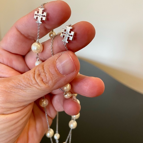 NWT Authentic Luxury Tory Burch Pearl Crystal Rosary Necklace - Picture 11 of 17